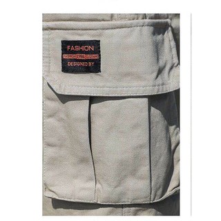 ภาพขนาดย่อของภาพหน้าปกสินค้ากางเกงขาสั้น กระเป๋าหลายช่อง แฟชั่นสำหรับผู้ชาย ไซซ์ M-4XL จากร้าน fashion6188 บน Shopee