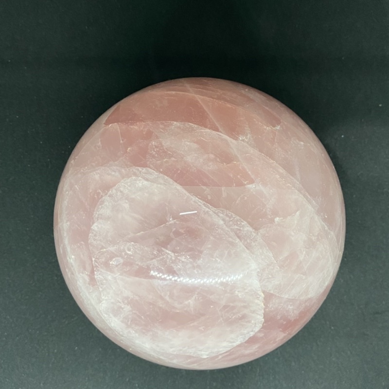 หินโรสควอตซ์-rose-quartz-4cm-ลูกแก้ว-หินกลม-มีหลายขนาดสอบถามได้-หินแห่งความรักและการให้อภัย-หินมงคล-หินชมพู