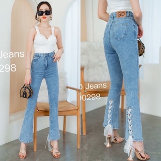 90298 G.D Jeans ยีนส์ผ้ายืด(เอวสูง)ทรงขาม้าฟอกสีสโน ดีไซน์ตาไก่ผ่าหลังปลายขาแบบสุดเก๋