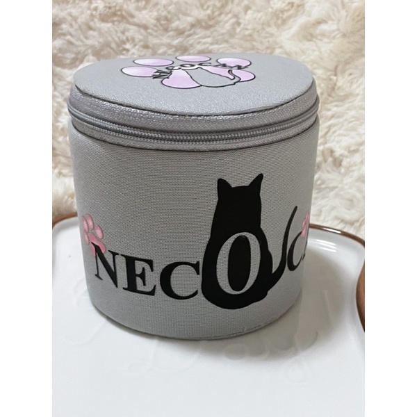necocan-ตุ๊กตาแมวดำในกระป๋อง-เปิดปิดได้
