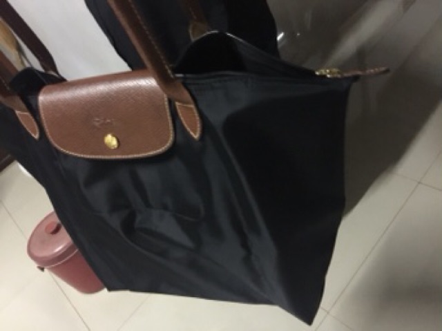 กระเป๋าจัดระเบียบ-longchamp-m-หูยาว-จัดทรงกระเป๋า