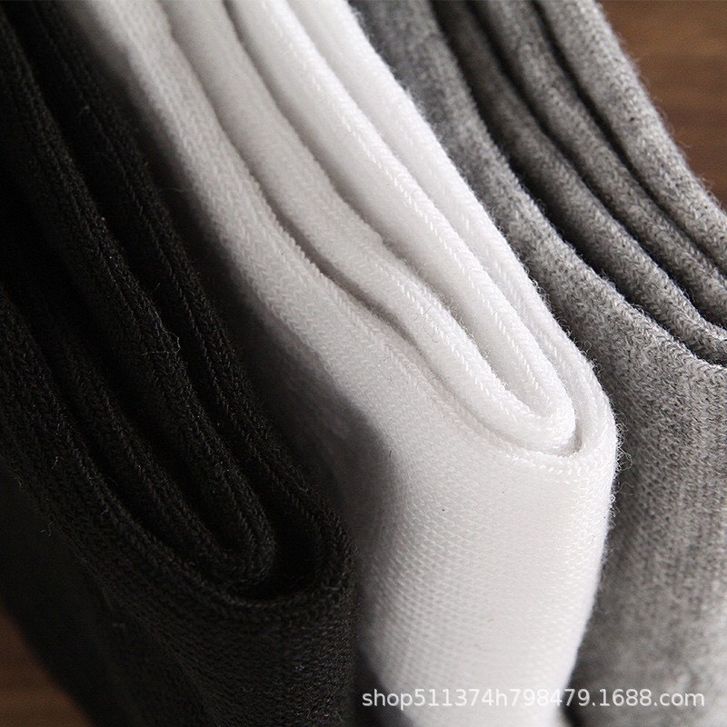 ภาพประกอบของ ถุงเท้าข้อกลาง ถุงเท้างานไทย คุณภาพดี พร้อมส่ง ดำ ขาว เทา