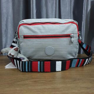 🐈KIPLING DEENA SHOULDER BAG (K15249)🐣
กระเป๋าสะพายขนาดกลาง 🍒วัสดุ Nylon&amp;Polyester100%