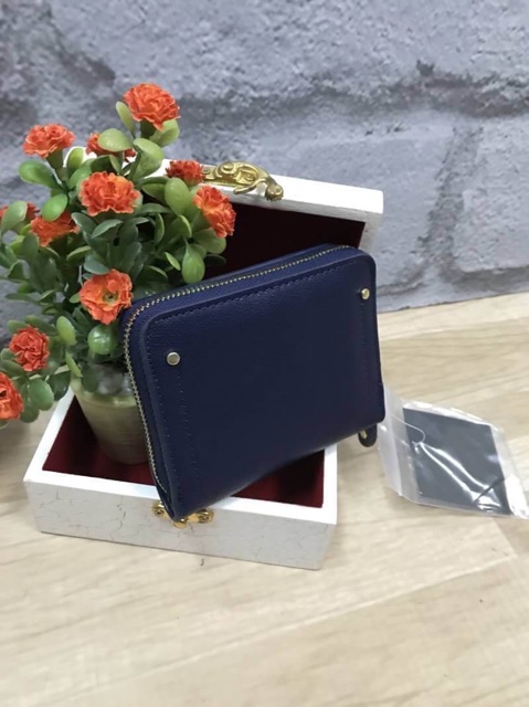 lyn-temperley-short-wallet-ของแท้-ราคาถูก