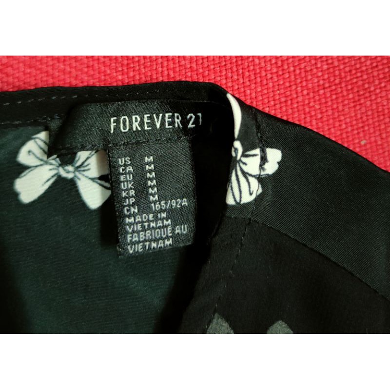 เดรสแขนกุดสีดำลายโบว์-ช่วงอกซีทรู-แบรนด์-forever21-ของแท้-100