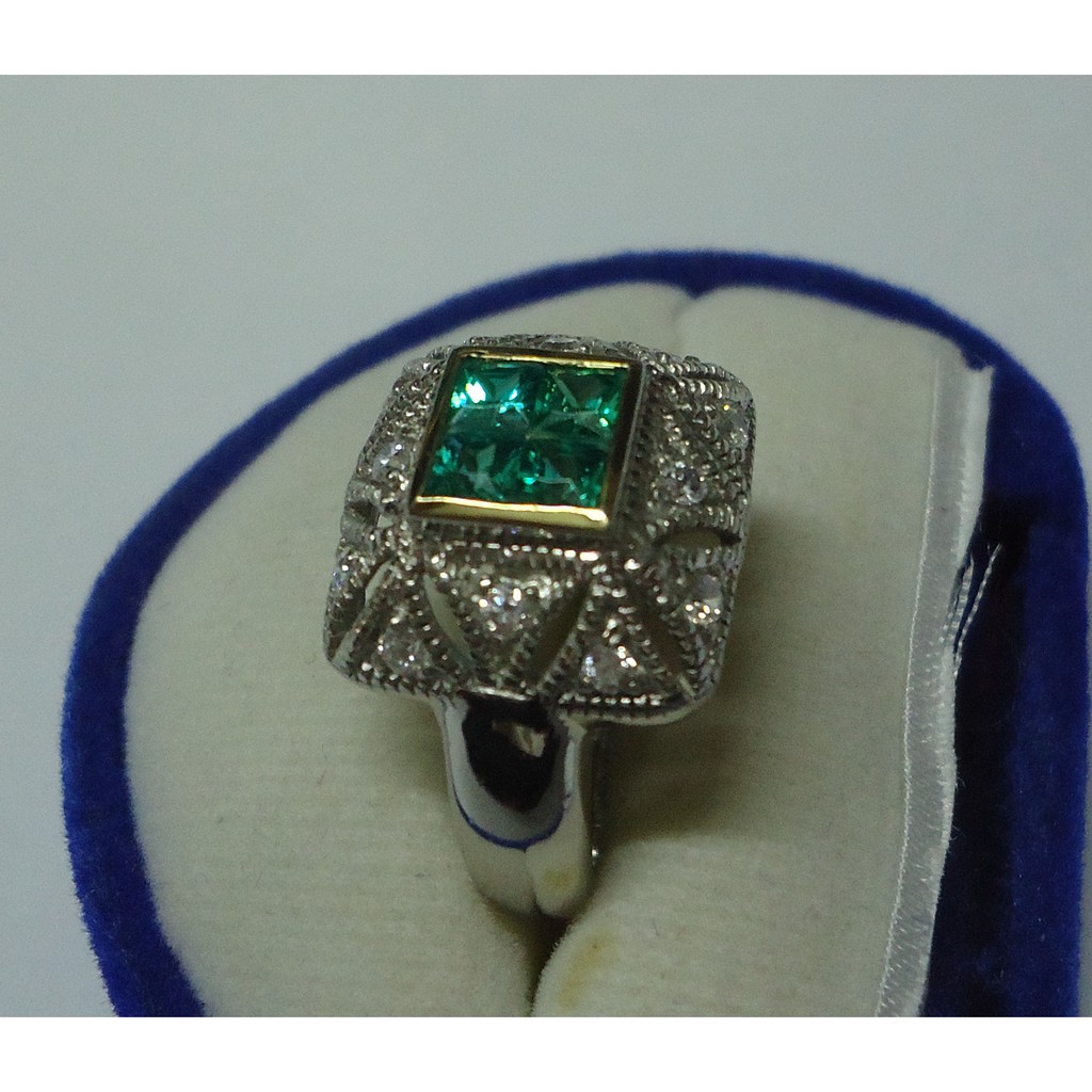 แหวนพลอยมรกตไบรอนฝังล็อกเพชรสวีสตัวเรือนเงิน925เคลือบทองคำขาวไซย์แหวน54ปรับขนาดได้