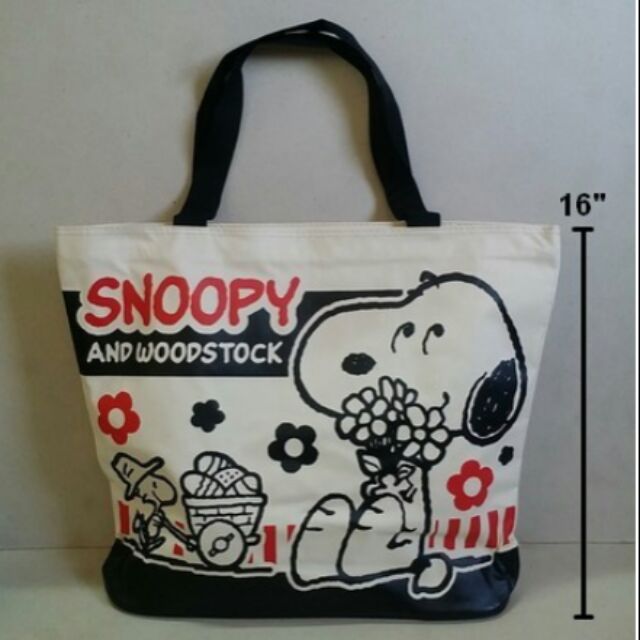 กระเป๋าสะพาย-ผ้าดิบ-มีซิปด้านบน-ค่ะ-ลาย-snoopy-สนู๊ปปี้-ขนาด-18x16x3-5นิ้ว