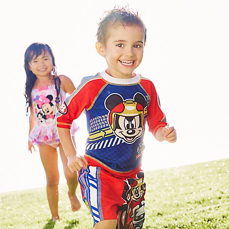 mickey-mouse-rash-guard-for-boys-mickey-and-the-roadster-racers-from-disney-usa-ของแท้100-นำเข้าจากอเมริกา-size-7-8