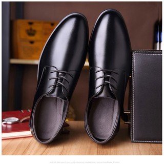 ภาพขนาดย่อของภาพหน้าปกสินค้าDerby Shoes Man รองเท้าทำงานผู้ชาย รองเท้าคัทชูผู้ชาย แบบคลาสสิก P69 จากร้าน q_trend บน Shopee ภาพที่ 7