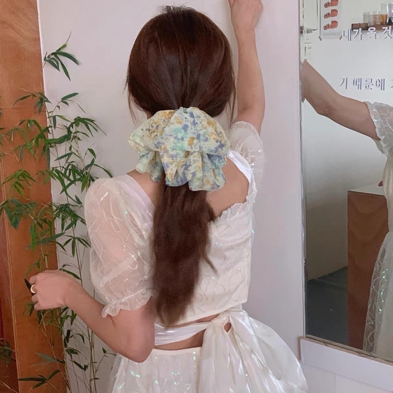 new-arrivals-scrunchie-ยางรัดผมพิมพ์ลายดอกไม้คิ้วท์ๆ-ผูกออกมาแล้วสวยมากๆ-ขนาด-25-ซม-พร้อมส่งน้า