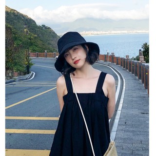 ภาพขนาดย่อของภาพหน้าปกสินค้าเน็ตไอดอล หมวกบักเก็ตแก็ตผู้หญิง หมวกผ้าสีดำ สไลด์เกาหลี สาวแท่ กันแดดกันยูวี รุ่นA014 สีดำ จากร้าน chenqiaojia บน Shopee ภาพที่ 2
