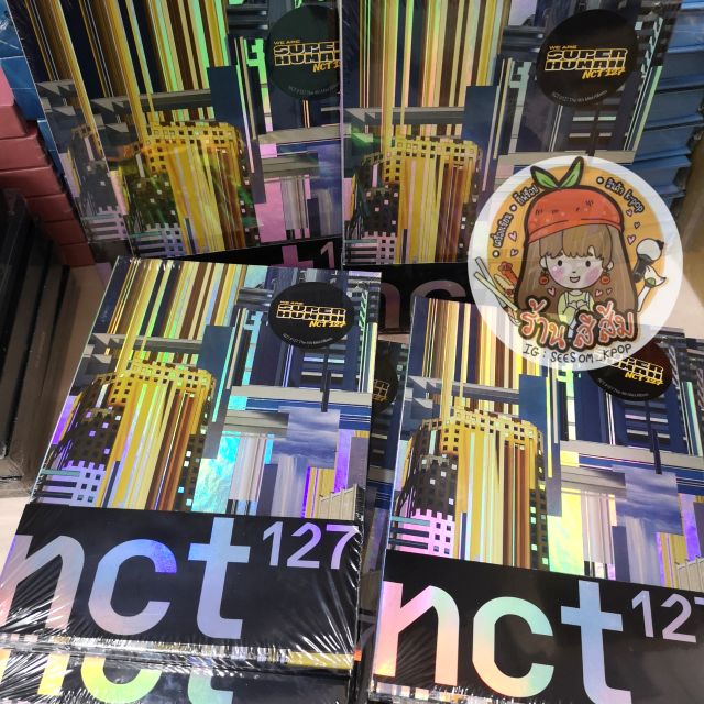 ราคาและรีวิว(พร้อมส่ง) อัลบั้ม​+โปสเตอร์ NCT127 WE ARE SUPERHUMAN (มี Poster)