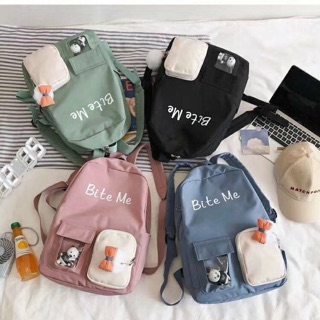กระเป๋าสะพายหลังสไตล์เกาหลี ขนาด15-16นิ้วพร้อมส่งค่ะ (รุ่นbiteme)