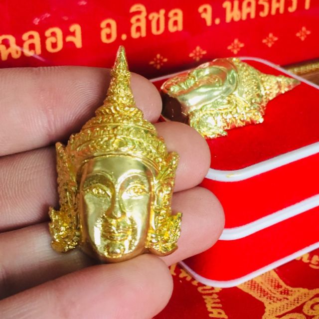 เศียรพระลักษณ์หน้าทอง-ลป-กาหลง-เขี้ยวแก้ว