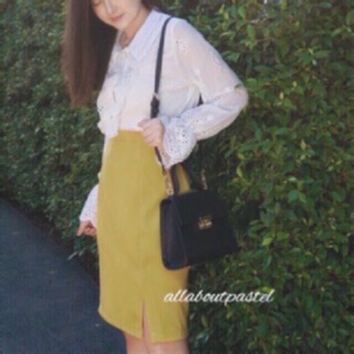 ภาพขนาดย่อของภาพหน้าปกสินค้าSerenity Skirt ผ้าซาร่า จากร้าน all.about.pastel บน Shopee