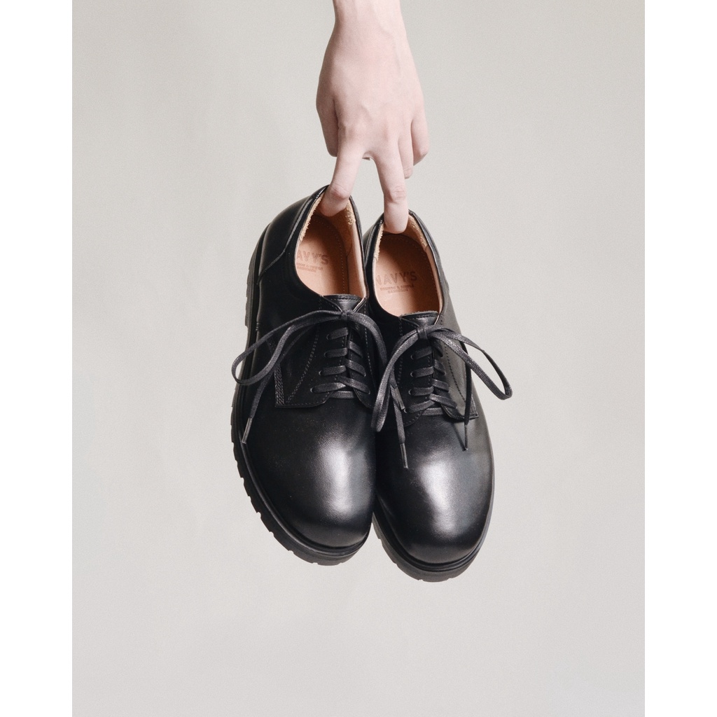 รูปภาพของBasic No.02 รองเท้าหนังแท้สีดำBlack ใส่ได้ทั้งผู้ชาย,ผู้หญิง .ลองเช็คราคา