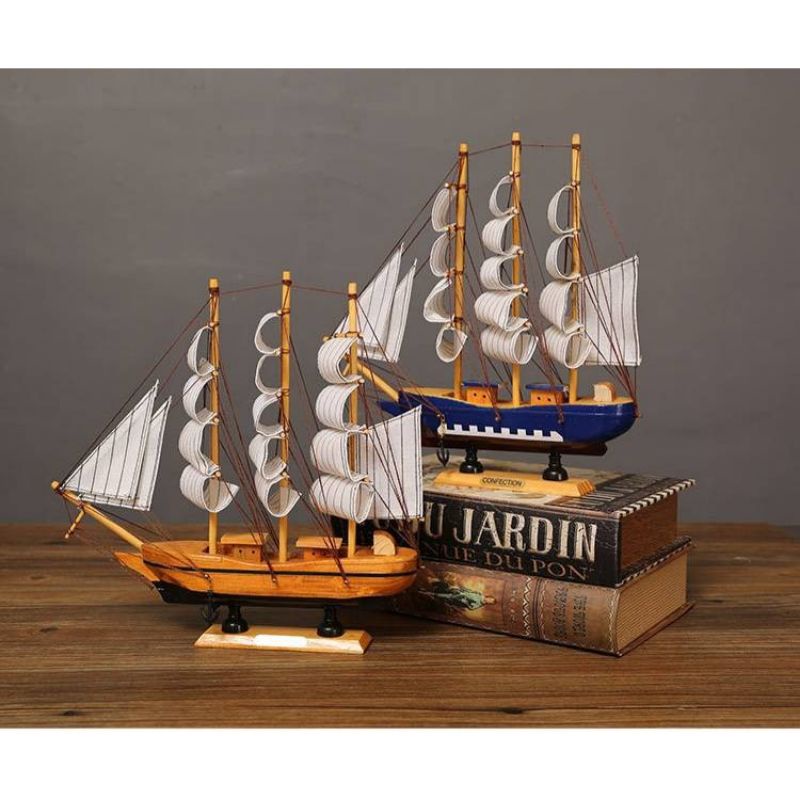 รูปภาพของโมเดลเรือสำเภา​ ทำจากไม้แท้​ มี 2​ ขนาด​ 16​ cm.​ และ​ 18​ cm. เรือสำเภา เรือ เรือไม้ ขายในราคา 99 - 129.ลองเช็คราคา