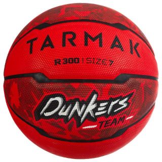 ภาพขนาดย่อของสินค้าลูกบาสนำเข้า  Basketball ลูกบาสเบอร์ 7 ลูกบาสสีแดง ลูกบาสเก็ตบอล Tarmak รุ่น R300 เบอร์ 7