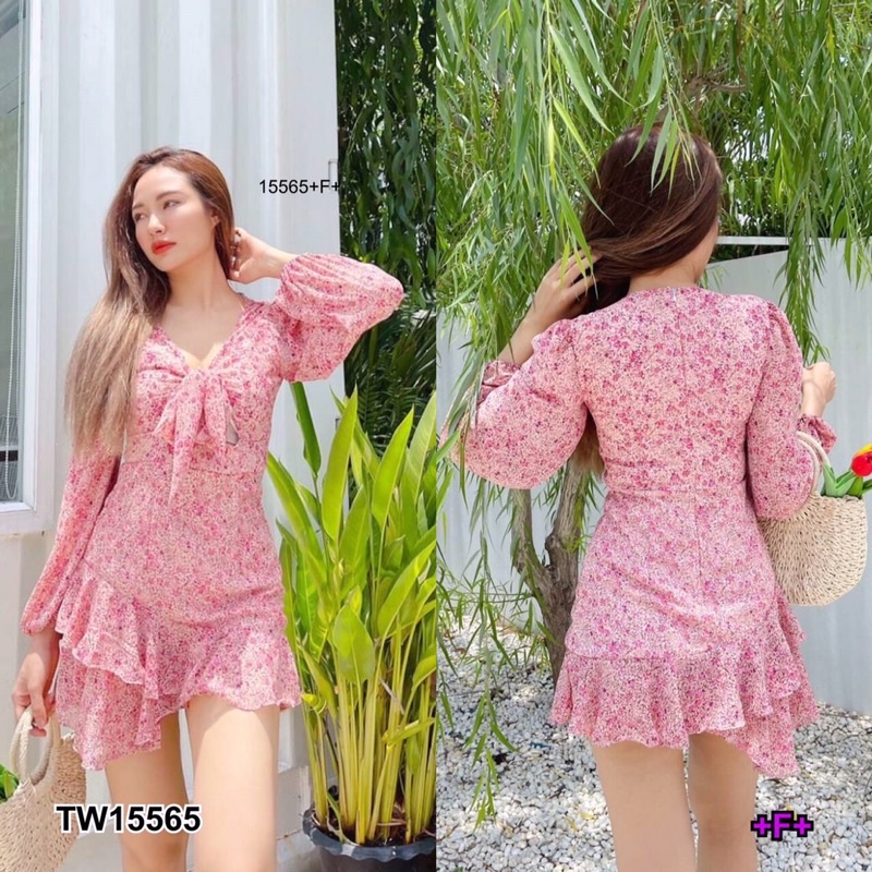 tw15565-เดรสสั้นแต่งชายกระโปรงระบายรอบ-แขนยาวปลายแขนข้อมือใส่ยางยืด-ซิปหลัง-ผูกโบว์อก-งานมีซับในทั้งตัว-ลายดอกไม้ชมพู