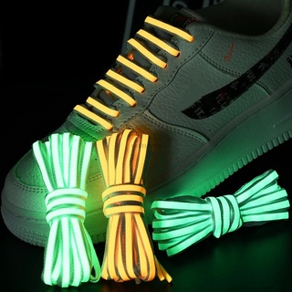 ภาพหน้าปกสินค้าเชือกผูกรองเท้าผ้าใบแบบเรืองแสง ที่เกี่ยวข้อง