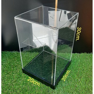 กล่องครอบโมเดลอะคริลิค30×20×20ซม.หนา3มิล