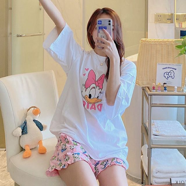 ชุดนอนผ้ายืด-เสื้อแขนสั้น-กางเกงขาสั่น
