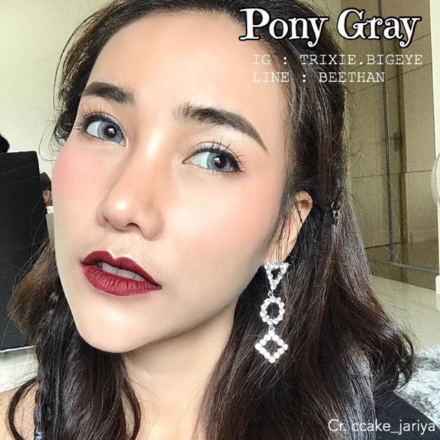 คอนแทคเลนส์-ขนาดบิ๊กอาย-gray-pony-pola-dueba