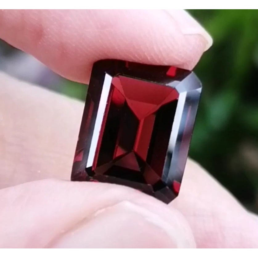 พลอยโรโดไรด์การ์เนต-rhodolite-garnet-นน8-05กะรัต