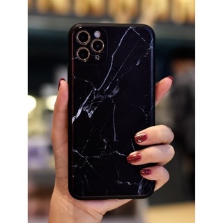 Black Marble เคสไอโฟนสีดำลายหินอ่อน