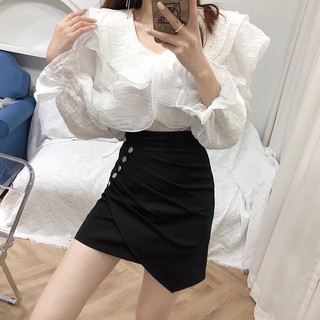 Chloe top 🥨👜เสื้อน่ารักดีเทลระบายตรงคอ ผ้าพริ้วใส่สบาย  หวานน่ารัก อก32-40