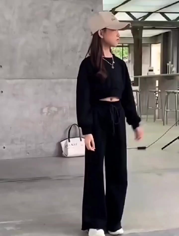 ชุดเช็ตเด็กชาย-เด็กหญิง-เสื้อแขนยาว-พร้อมกางเกงขายาว-สุดน่ารักทุกเท่ห์-ชุดเข้าเซ็ท-2-ชิ้น-สำหรับเด็ก