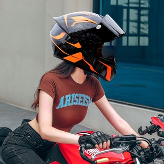 ภาพขนาดย่อของภาพหน้าปกสินค้าหมวกกันน็อครถจักรยานยนต์ helmet motorcycle helmet rally male personality fresh locomotive road safety helmet full helmet จากร้าน lifeisamaze บน Shopee