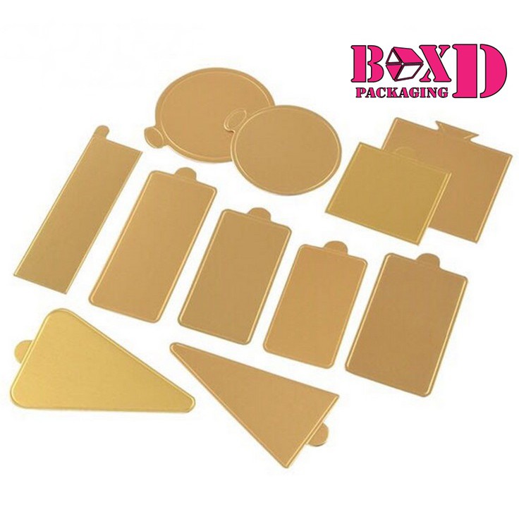bdp22-แผ่นกระดาษรองเค้กเรียบ-สีทอง-มีหลายแบบ-หลายทรงให้เลือก-ราคาถูก-แพคละ-50-ชิ้น