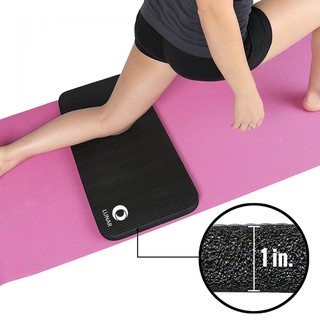 ภาพขนาดย่อของภาพหน้าปกสินค้าแผ่นรองเข่า Lunar - Yoga Knee Pad จากร้าน ibuyyoga บน Shopee