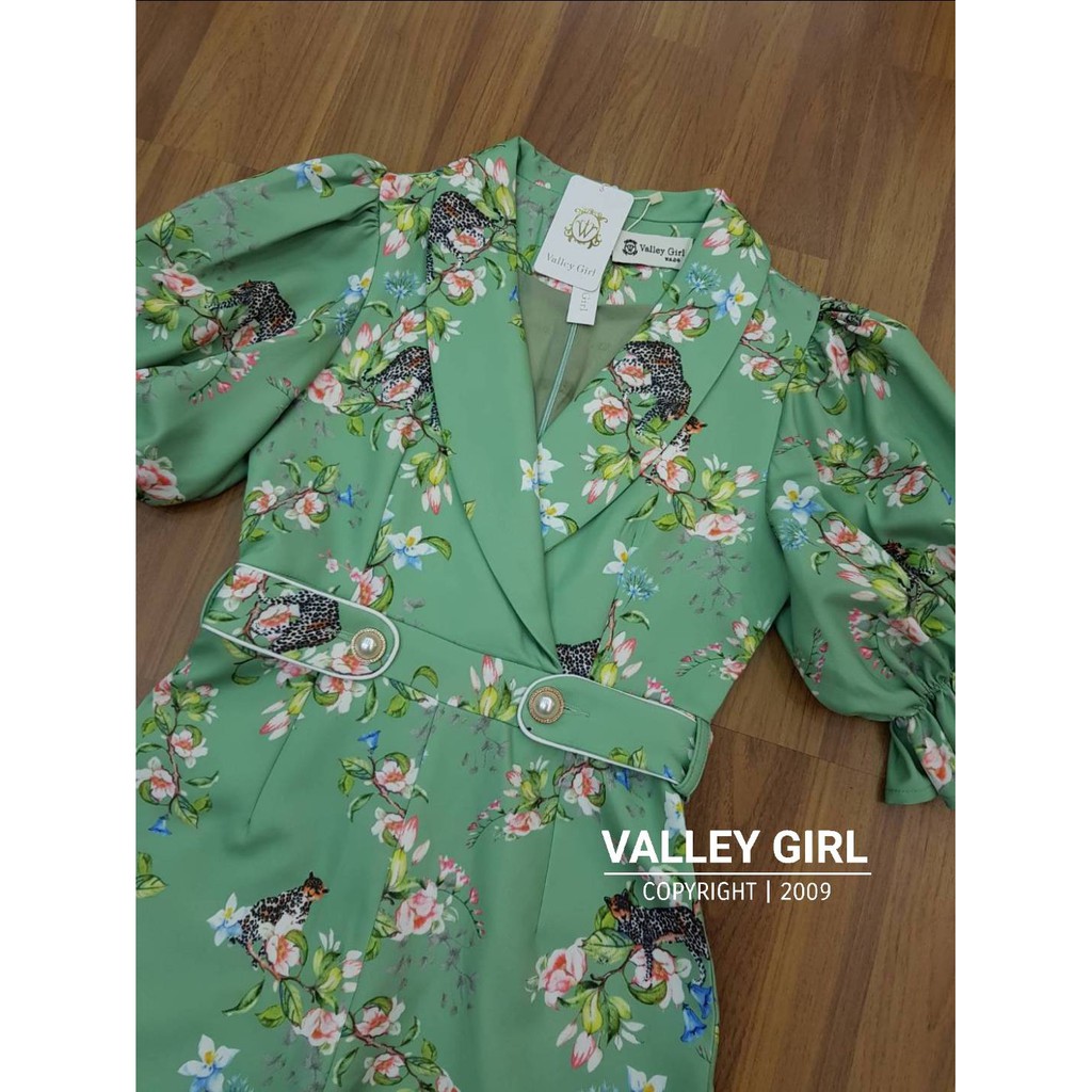 valley-girl-จั๊มสูทกางเกงขาสั้นลายผ้าน่าร้ากมากกกกก-ทรงแขนคือน่าร้ากสุดๆ-งานน่าร้ากมากๆค่า