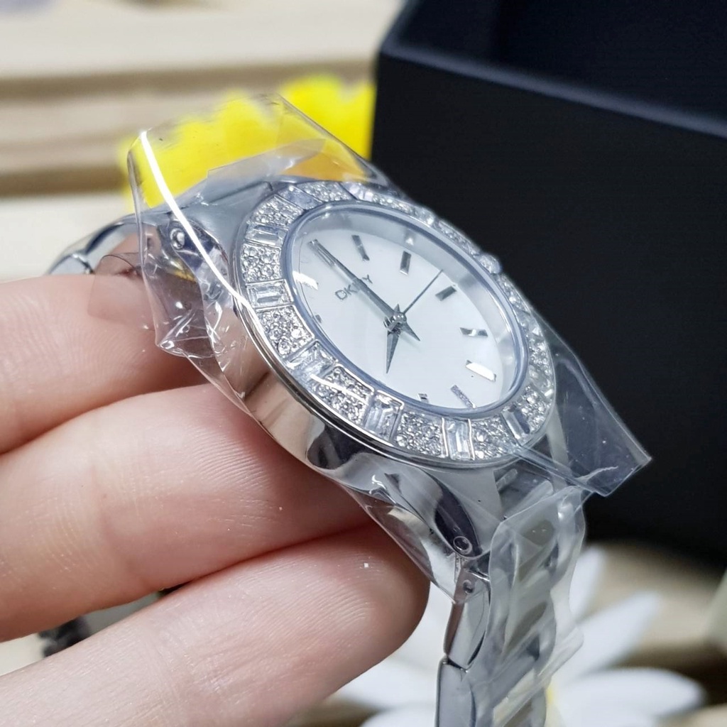 dkny-29mm-womens-ny8485-chambers-silver-watch-นาฬิกาข้อมือผู้หญิง