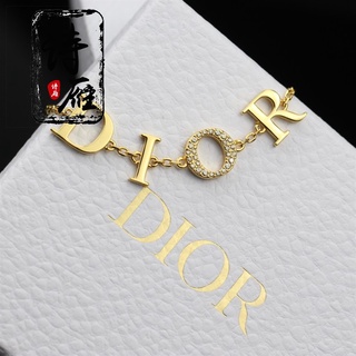 Dior/dior 22SS สร้อยข้อมือ ประดับเพชรคริสตัล ลายโลโก้ตัวอักษร สไตล์ใหม่ เหมาะกับวันวาเลนไทน์ สําหรับผู้หญิง