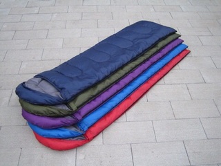 ภาพขนาดย่อของภาพหน้าปกสินค้าถุงนอน ถุงนอนแบบพกพา ถุงนอนปิกนิก Sleeping bag  หนากว่าที่อื่น จากร้าน ps.shop108 บน Shopee ภาพที่ 1
