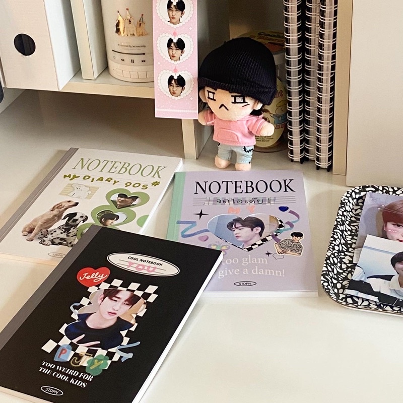 ภาพหน้าปกสินค้าDIECUT NOTEBOOK สมุดโน๊ต สมุดเจาะปก สมุดจด สมุดเปล่า ใส่รูปได้ ตกแต่ง DIY ขนาด A5 ของขวัญ วาเลนไทน์ Valentine's Day