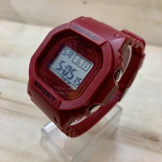 ภาพขนาดย่อของภาพหน้าปกสินค้านาฬิกาข้อมือ ชาย หญิง AIKE สายยางซิลิโคน สายสีแดงเลือดหมูยอดฮิตยักษ์เล็กยักษ์ใหญ่เป็นระบบ digitalตั้งปลุกจับเวลาได้ จากร้าน goodwatch1 บน Shopee ภาพที่ 4