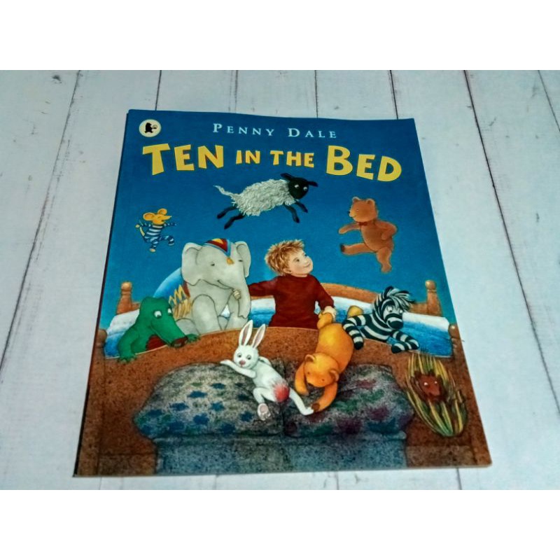 หนังสือปกอ่อน-ten-in-the-bed-มือสอง