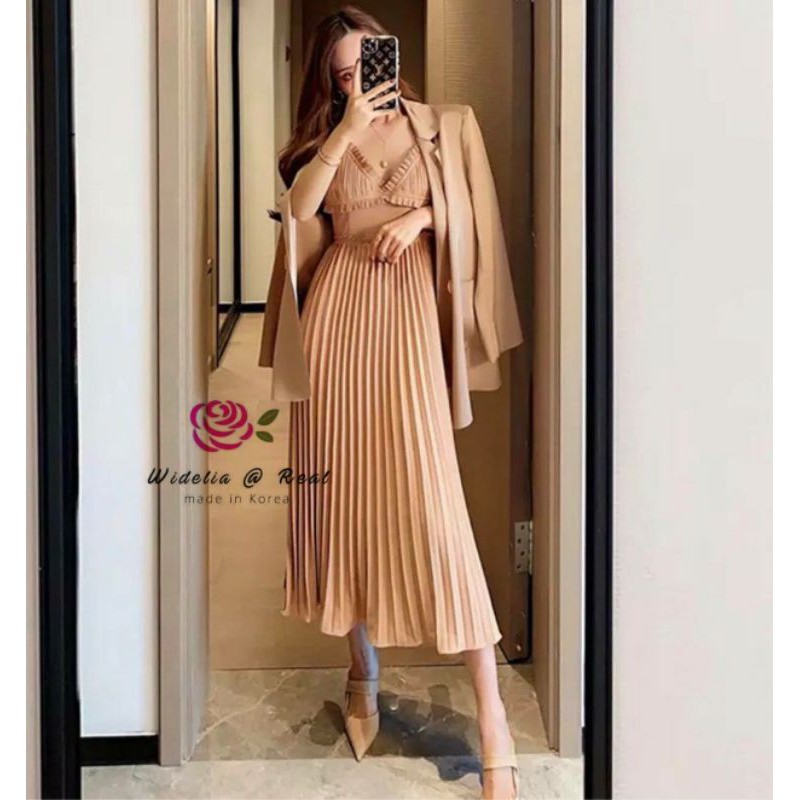 widelia-real-set-dress-blazer-เซ็ท-เดรส-เบเซอร์-ตัวเดรสเป็นสายเดี่ยวช่วงกระโปรงอัดพลีทมาอย่างดี-มาพร้อมเสื้อคลุม