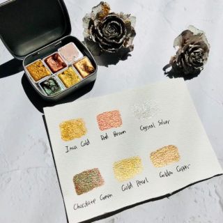 ภาพหน้าปกสินค้าสีน้ำ​ Gritter​ เกรดสตูดิโอ สีทอง​ สีเงิน​ 5 เฉด​ Gold​ Silver​  บีบใส่แพน 2ml ซึ่งคุณอาจชอบราคาและรีวิวของสินค้านี้