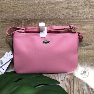 Lacoste split shoulder bag สีชมพู (outlet)