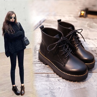 สินค้า TYT187  รองเท้าหนังใบเล็ก  รองเท้าบูทมาร์ติน ส้นหนา แฟชั่นฤดูใบไม้ผลิ และฤดูร้อน สําหรับผู้หญิง รองเท้าหนังส้นหนา สไตล์เกาหลี สําหรับผู้หญิง