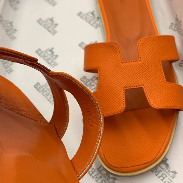 รองเท้าแตะแอเมส-hermes-sandals