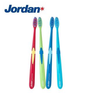 แปรงสีฟัน Jordan Click Gum Protector Supersoft แปรงสีฟัน จอร์แดน จอแดน