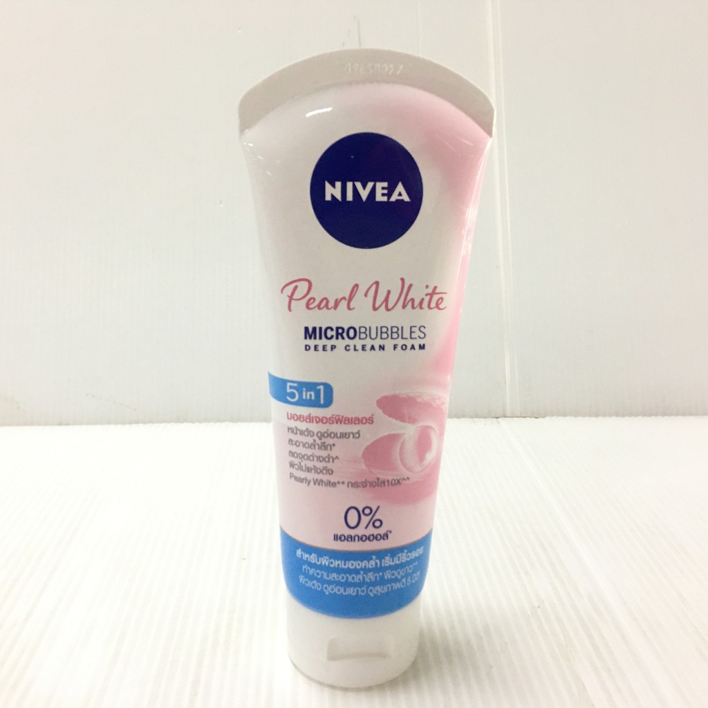 nivea-pearl-white-5in1-moisture-filler-foam-นีเวีย-เพิร์ล-ไวท์-มอยส์เจอร์-ฟิลเลอร์-โฟมล้างหน้าสำหรับผิวหมองคล้ำ-100-กรัม
