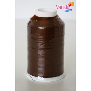 ด้ายเย็บจักรนำเข้า ด้ายควิลท์สีพื้น 3,000 หลา ด้าย Long Arm ของ YLI อเมริกา No.15 สีน้ำตาลเข้ม Old Penny (YLI240_30_015)