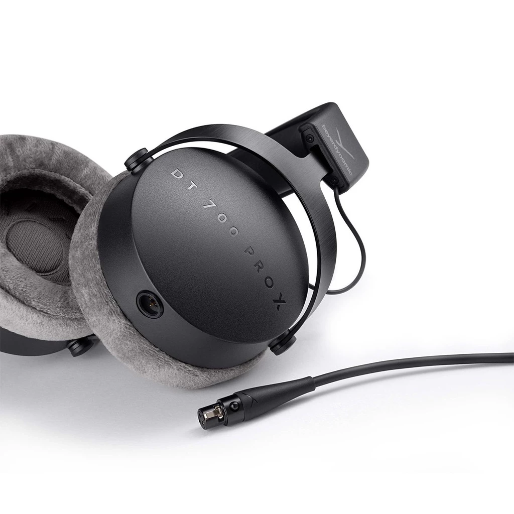 Beyerdynamic DT 700 PRO X (สายโฟกัสสูง ตัดเสียงรบกวน)